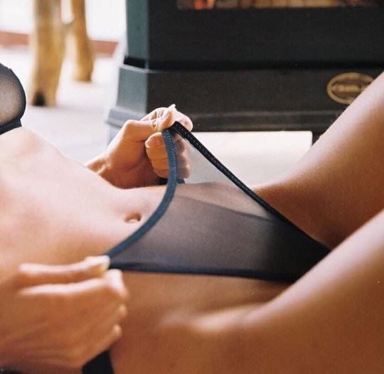 Смотрите фото: голые блондинки раздвигают ноги